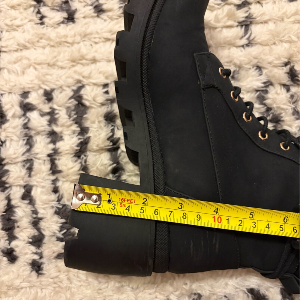 Shoedazzle Sebbe Lug-Sole Bootie - Picture 11 of 12